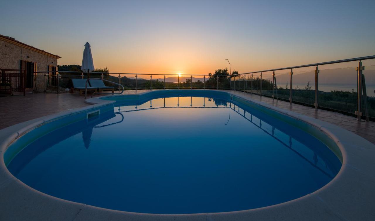 Villa Kourouni Stalós Esterno foto
